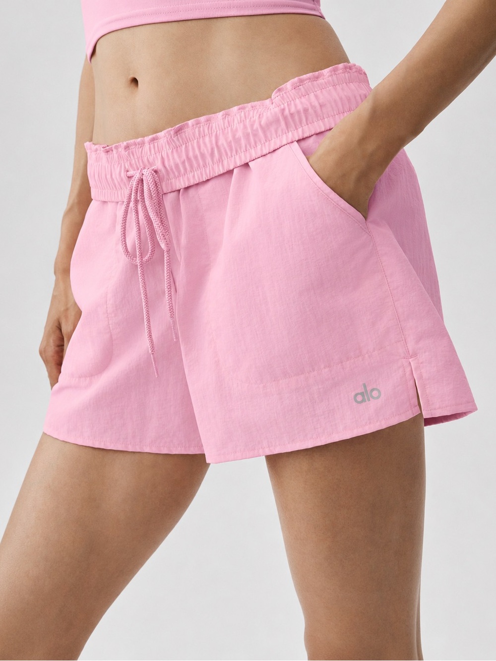 ALO Yoga Alumni Shorts Pink Marshmallow S NWT - Picture 4 of 7